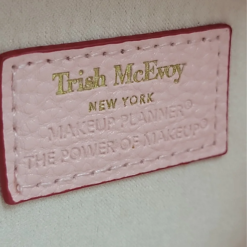 Trish McEvoy Makeup Planner Case Pink Red Heart Power Makeup ZipAround 2 Pages